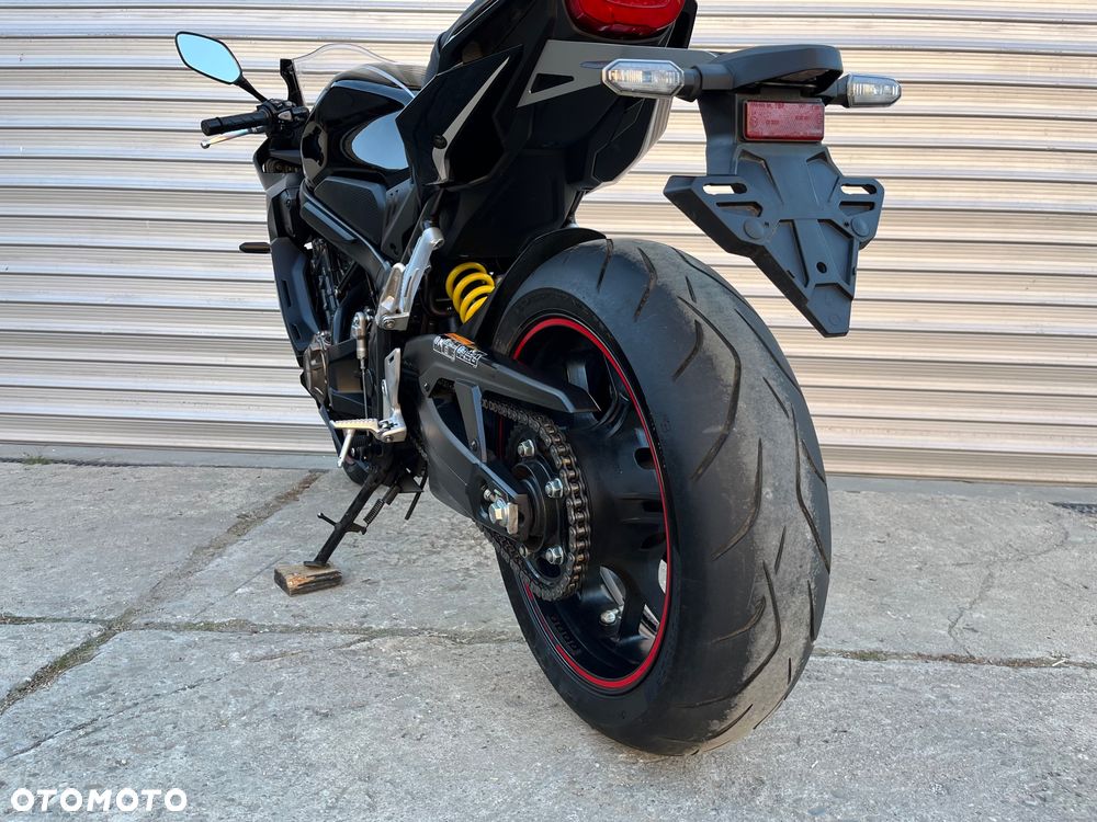 Honda CBR - 13