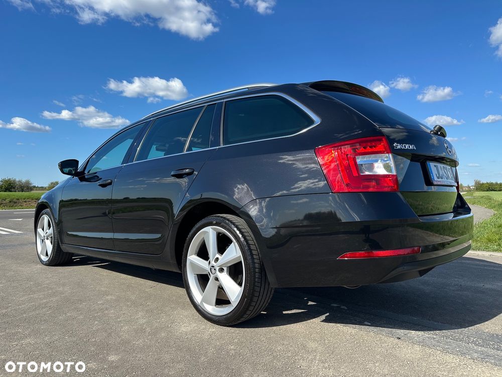 Skoda Octavia 2.0 TDI DSG Ambition - 6