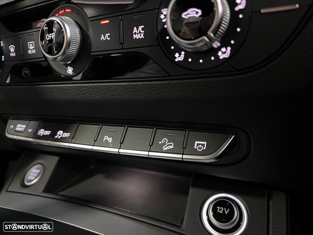 Audi Q5 2.0 TDi Business Line S-line - 33