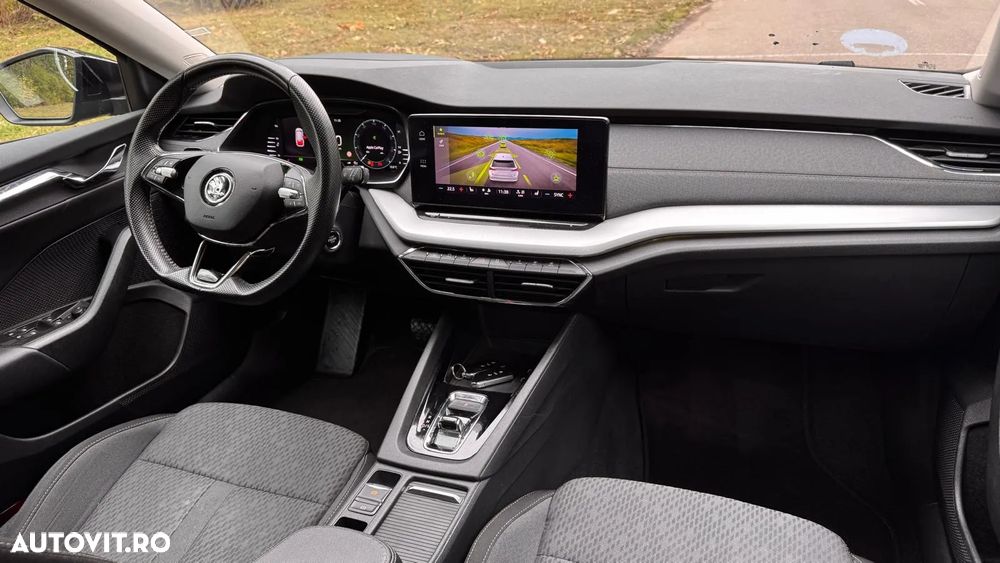 Skoda Octavia 2.0 TDI DSG Sportline - 35
