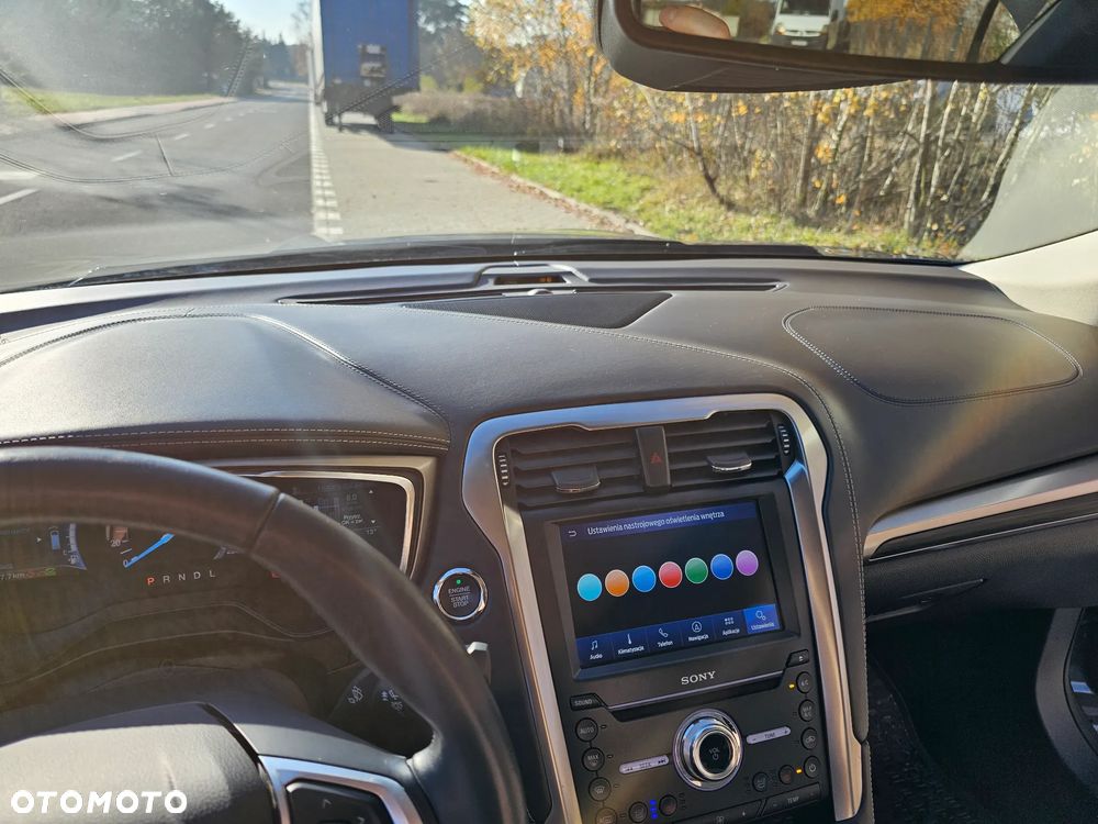 Ford Mondeo 2.0 Hybrid Vignale - 17