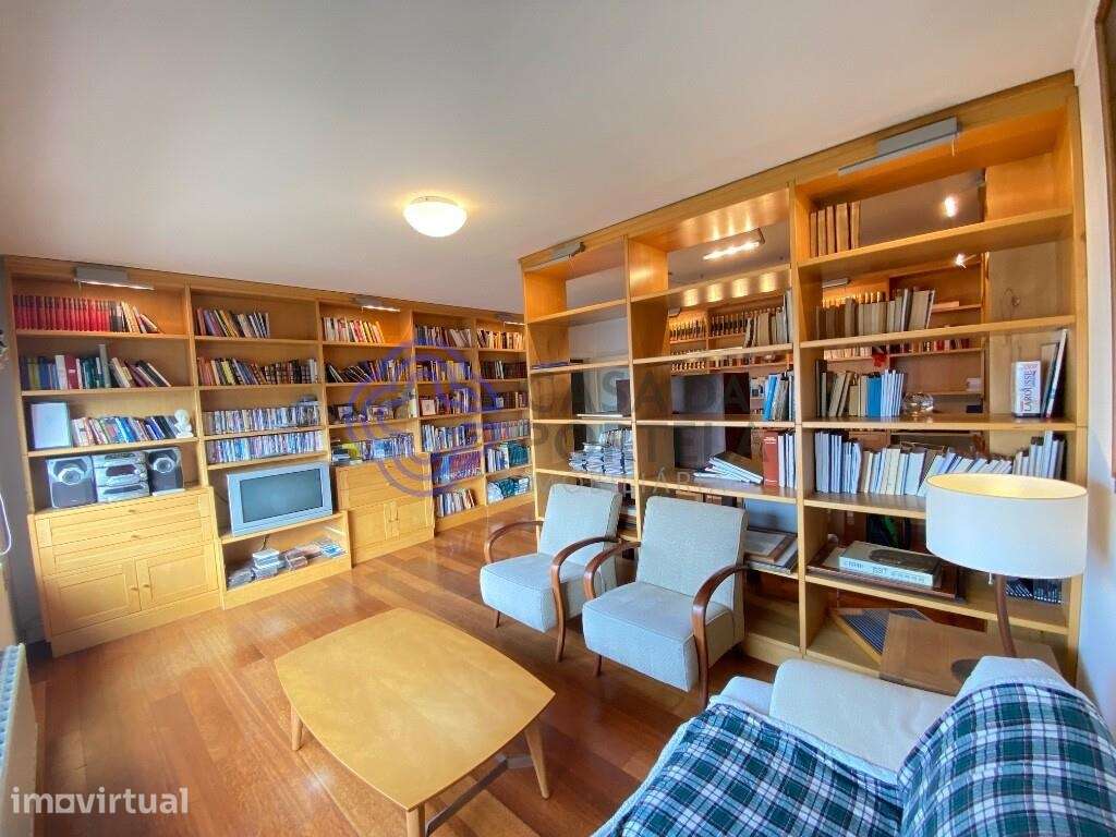 Apartamento T2 em São Domingos de Benfica – Condomínio de Excelência c - Grande imagem: 2/21