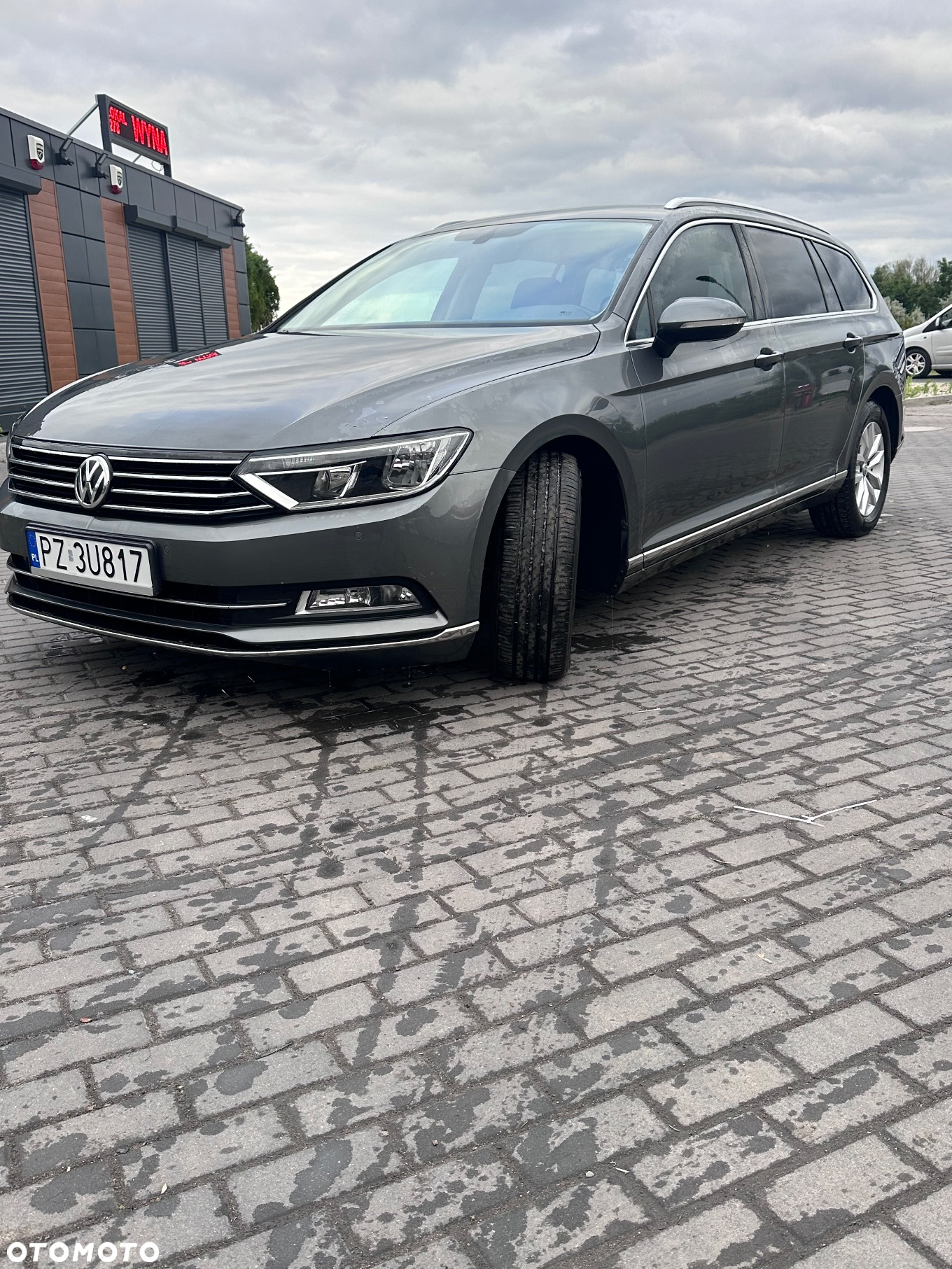 Volkswagen Passat Variant 2.0 TDI (BlueMotion Technology) Comfortline - 8