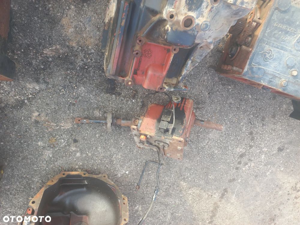 Obudowa skrzyni ,mostu sprzęgła same deutz,ZF, T-7224L,2095 419 039A,2095 4600 27B,00849795/50,26931100,T 7117L,269.3110.0 LASER,EXPLORER,TITAN,ANTARES,SILVER,LAMBORGHINI,HURLIMANN - 8