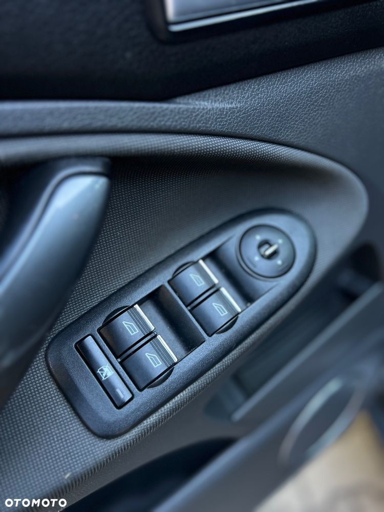 Ford Kuga 2.0 TDCi Trend - 29