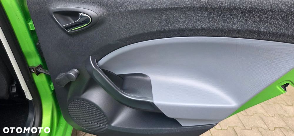 Seat Ibiza 1.4 16V Reference - 25