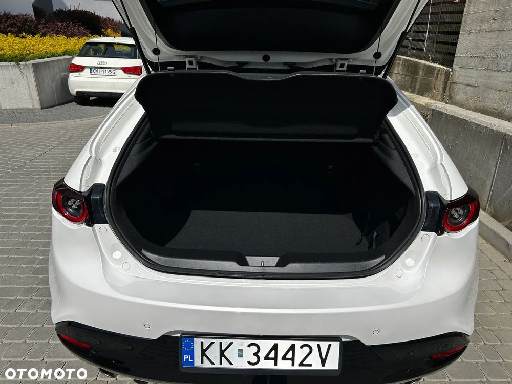 Mazda 3 e-SKYACTIV-G 2.0 M HYBRID DRIVE SELECTION - 16