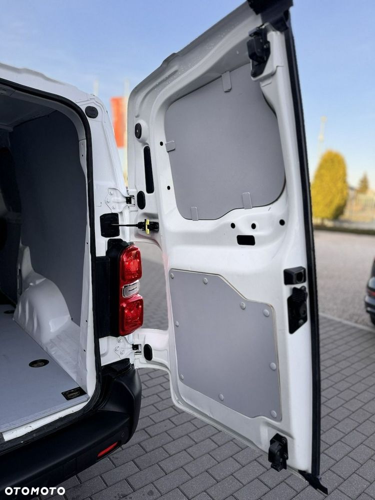 Opel Vivaro - 10