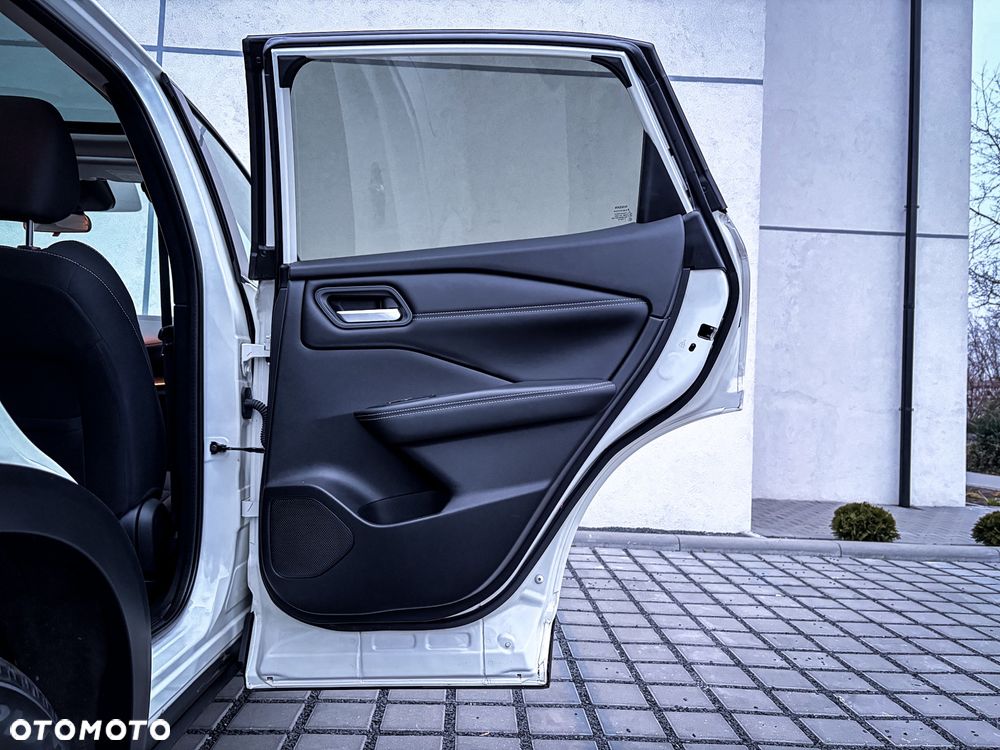 Nissan Qashqai 1.3 DIG-T MHEV Tekna - 16