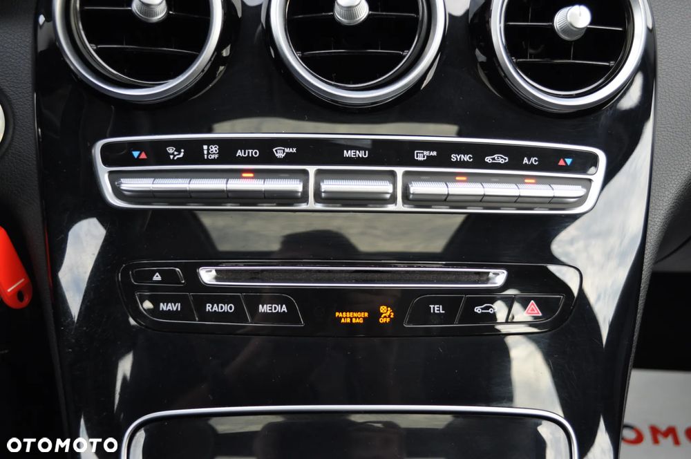 Mercedes-Benz Klasa C 180 7G-TRONIC Avantgarde - 34
