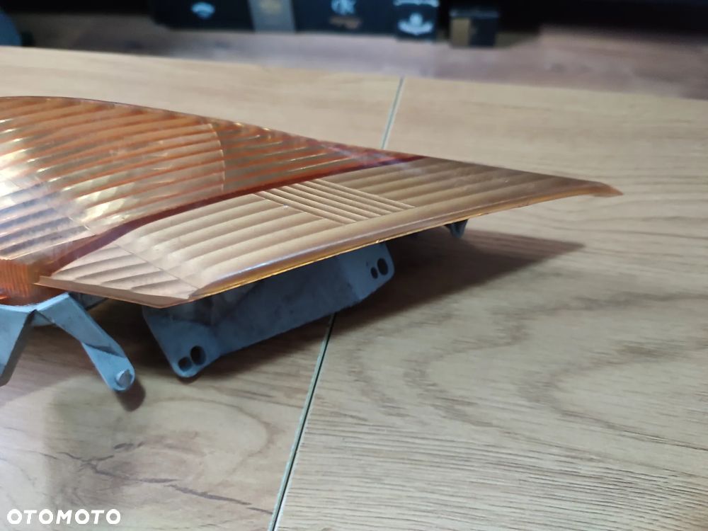 Kierunkowskaz lewy przód Suzuki Burgman 400 - 6