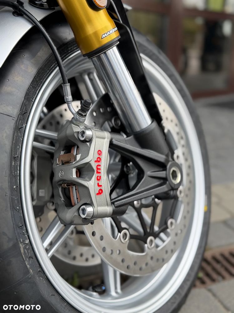 Triumph Speed Twin - 12