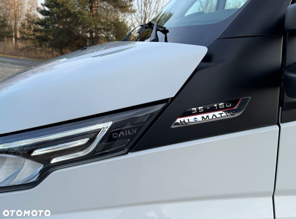 Iveco Daily 2022r‼️35S18‼️ 3.0 HI-MATIC Kontener 9 Palet Niski przebieg ‼️TEMPOMAT Aktywny Full LED Salon Polska Poduszki Pneumatyczne 4.50x2.20x2.20 z tyłu drzwi NAVI 3.5T Bogata Wersja Lekka zabudowa - 26