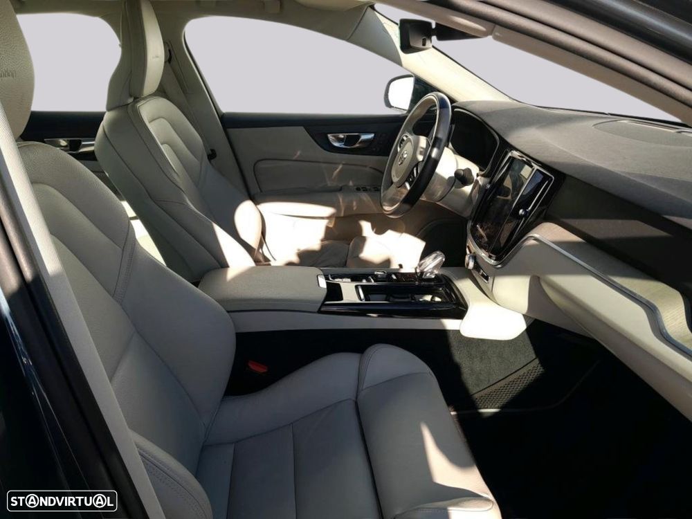 Volvo S60 2.0 T8 PHEV Inscription AWD - 3