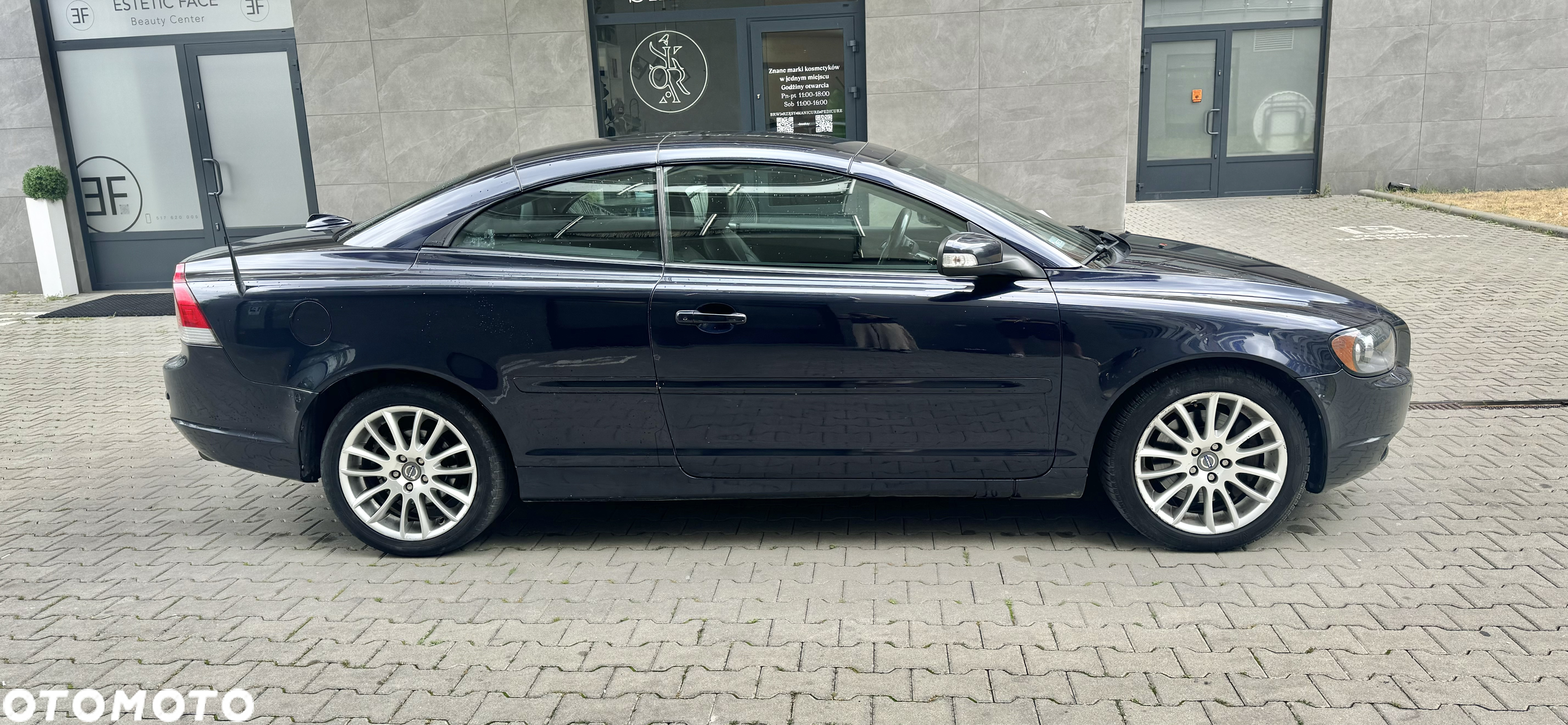 Volvo C70 D5 Momentum - 17