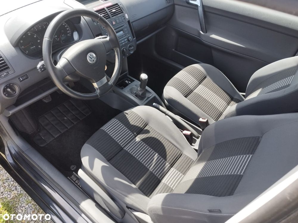 Volkswagen Polo - 11