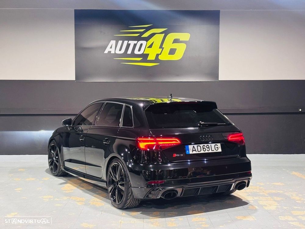 Audi RS3 Sportback 2.5 TFSI quattro S tronic - 4