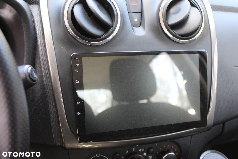 Dacia Logan 1.2 16V Ambiance - 37