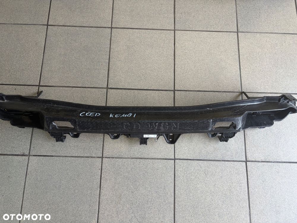 Kia Ceed III Kombi Belka wzmocnienie zderzaka tył tylna - 1