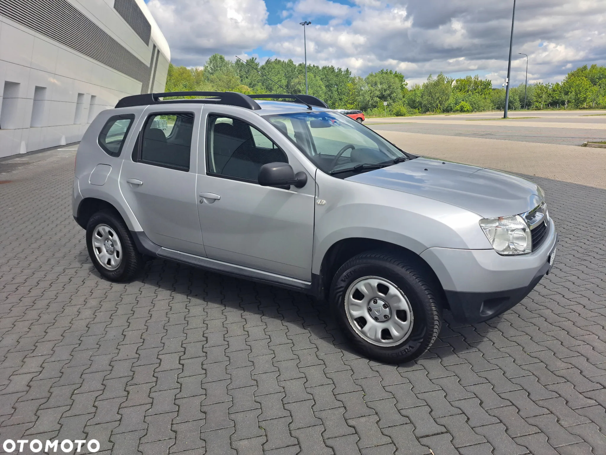 Dacia Duster 1.6 16V 4x2 Ambiance - 9