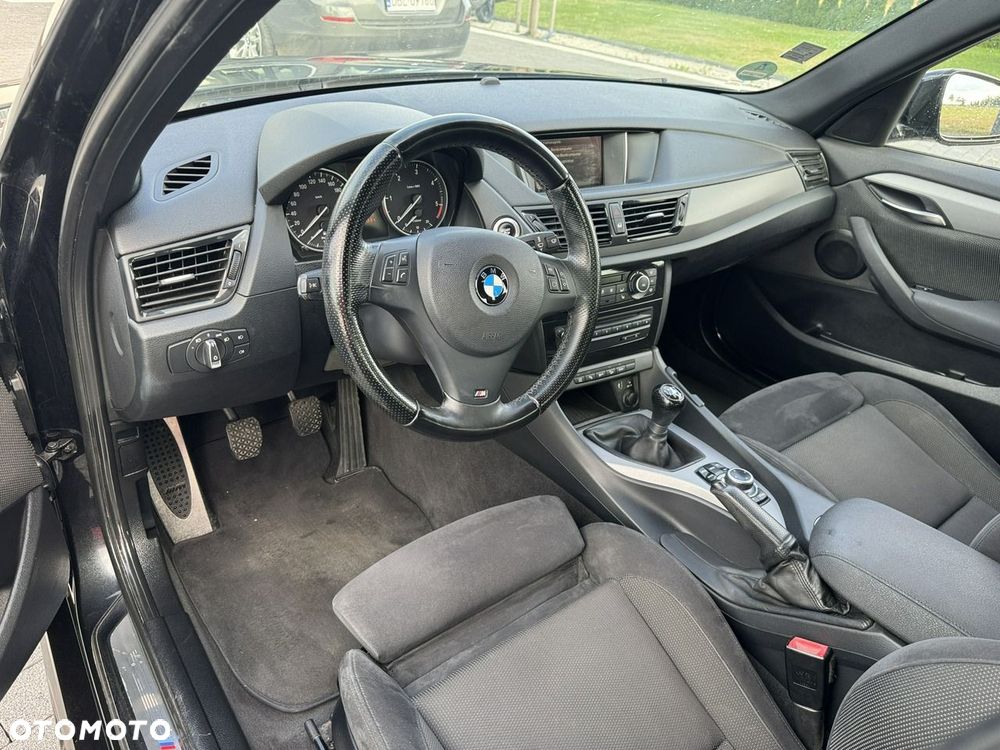 BMW X1 xDrive18d Sport Line - 17