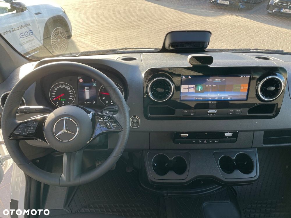 Mercedes-Benz Sprinter 319 CDI Reflektory LED Hak Tachograf - 12
