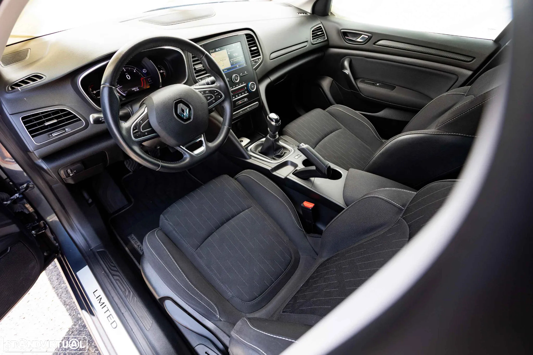 Renault Mégane Sport Tourer 1.5 Blue dCi Limited C/PM+Pneu - 31