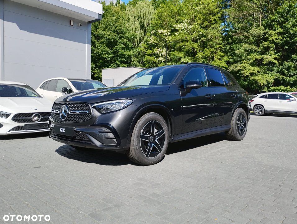 Mercedes-Benz GLC - 1