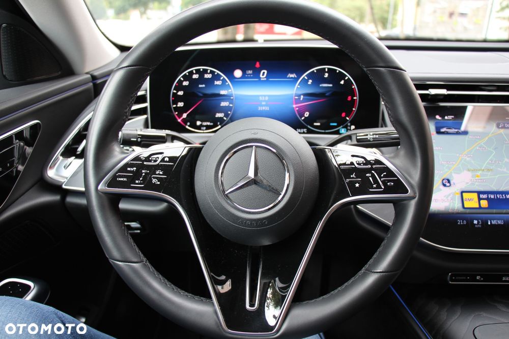 Mercedes-Benz Klasa E 220 d mHEV 4-Matic Avantgarde 9G-Tronic - 18