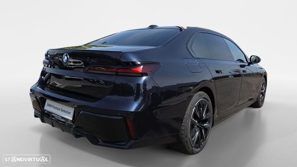 BMW i7 eDrive50 Pack Desportivo M Pro - 2