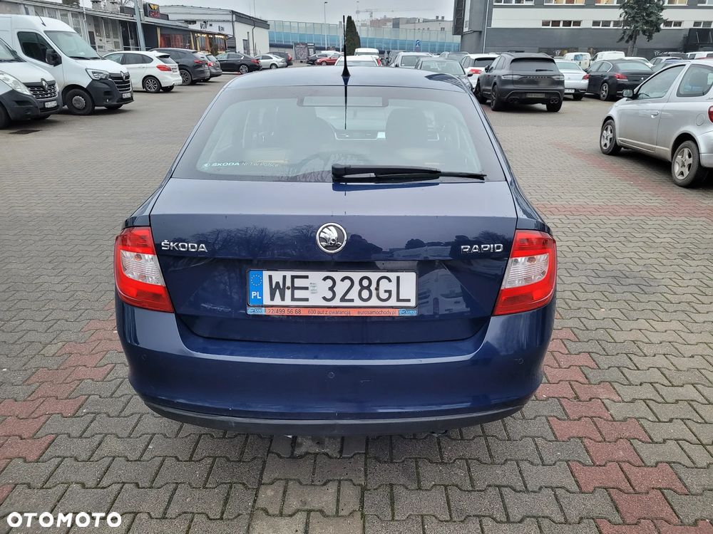 Skoda RAPID 1.2 TSI Ambition - 3