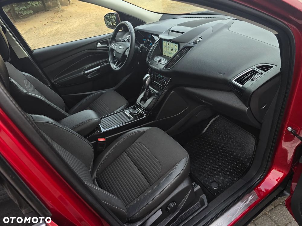 Ford Kuga 1.5 EcoBoost 4x4 Titanium - 23