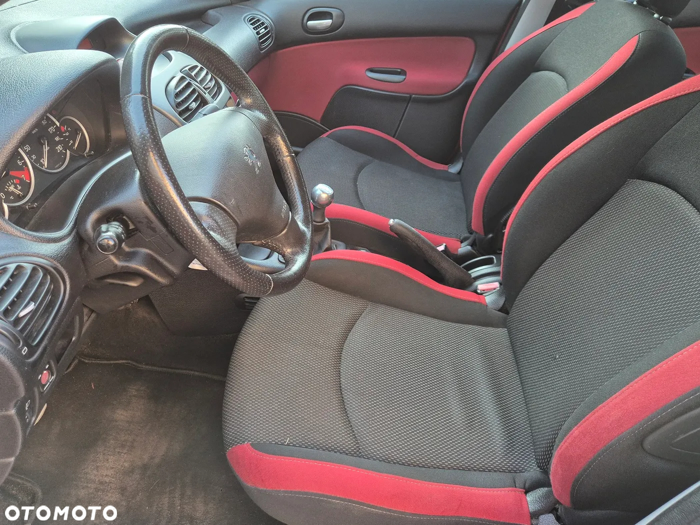 Peugeot 206 75 JBL - 18