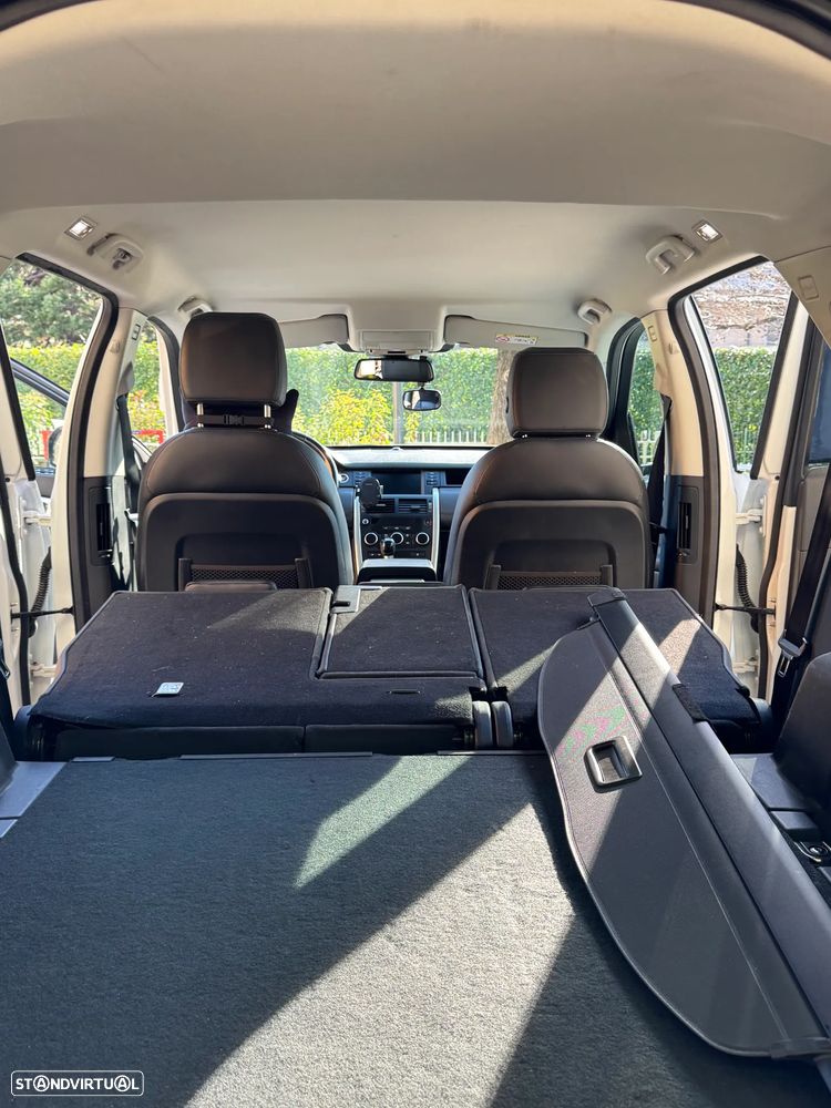 Land Rover Discovery Sport - 41