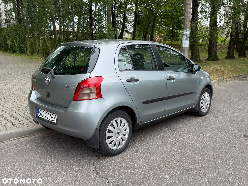 Toyota Yaris 1.4 D-4D Luna - 7