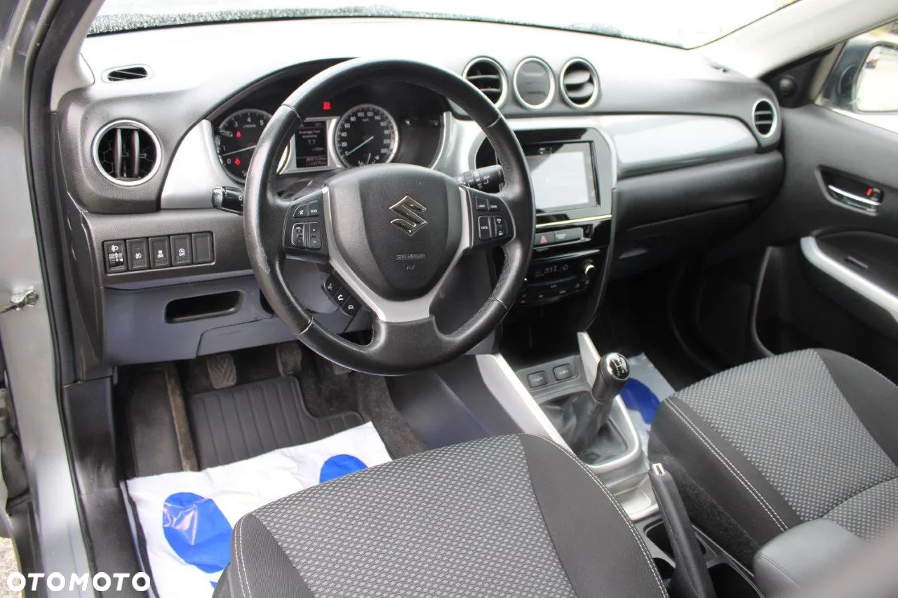 Suzuki Vitara 1.6 Premium 2WD - 21