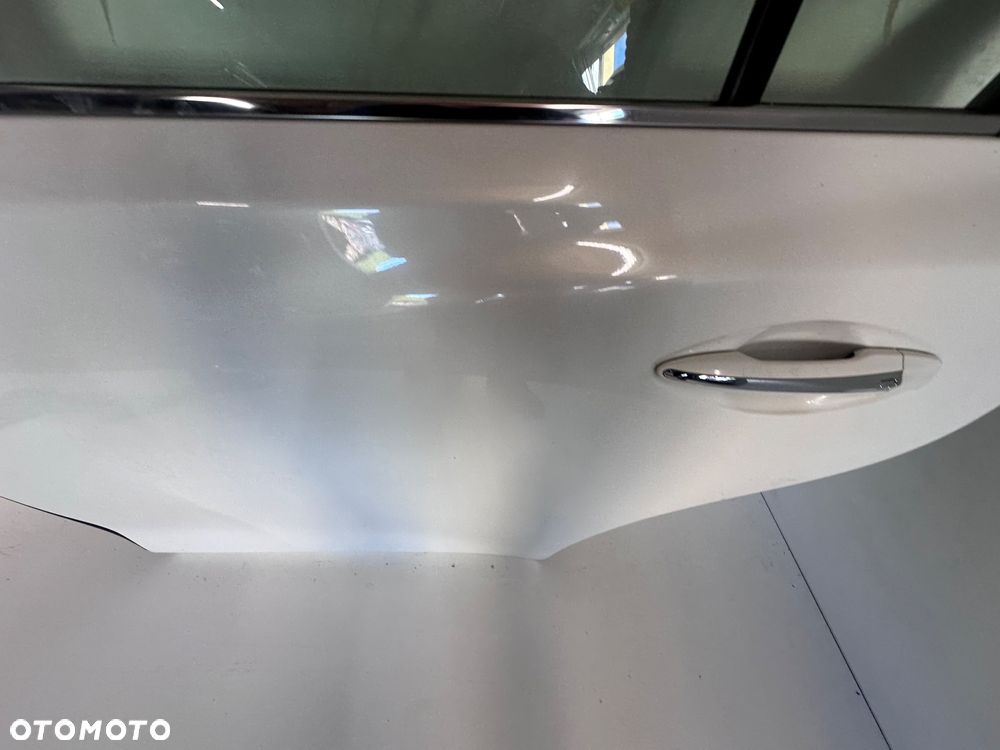 Infiniti Q50 drzwi lewy tył - 12