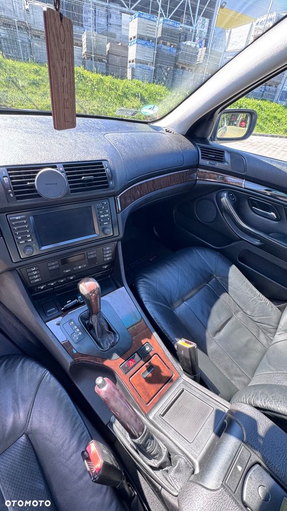BMW Seria 5 - 18