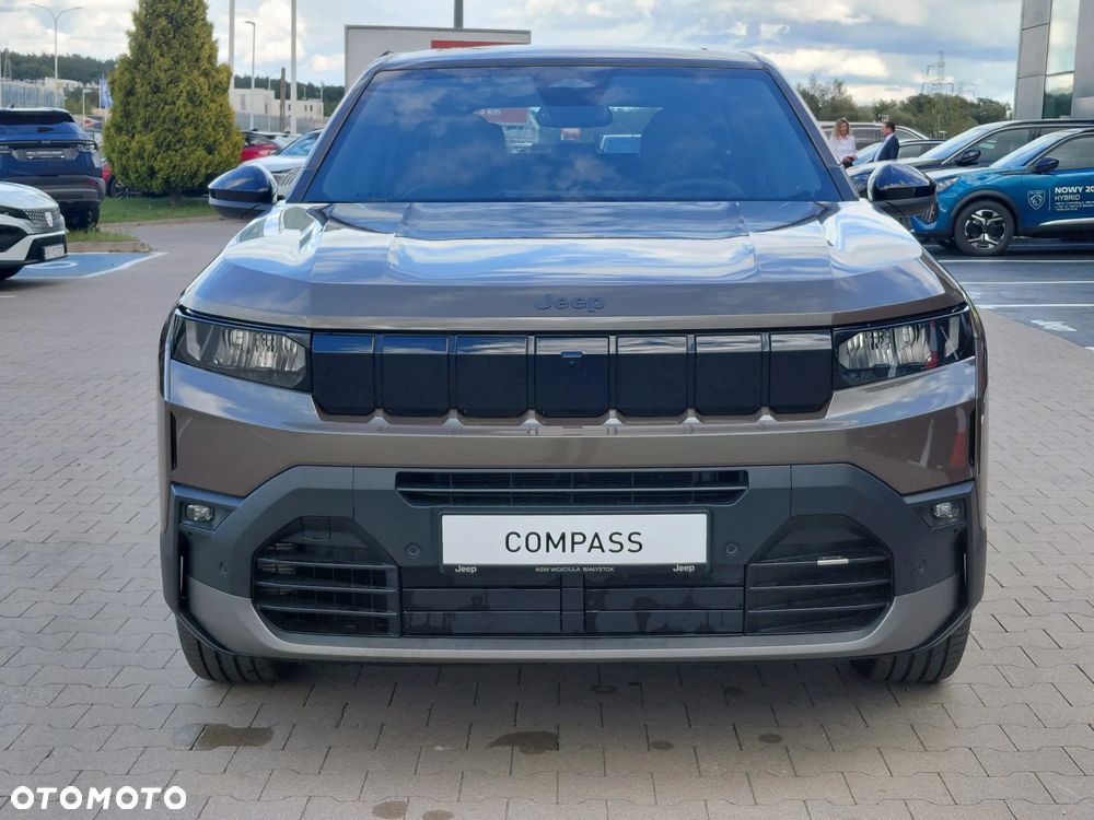 Jeep Compass 1.2 T3 mHEV Altitude FWD DCT - 8