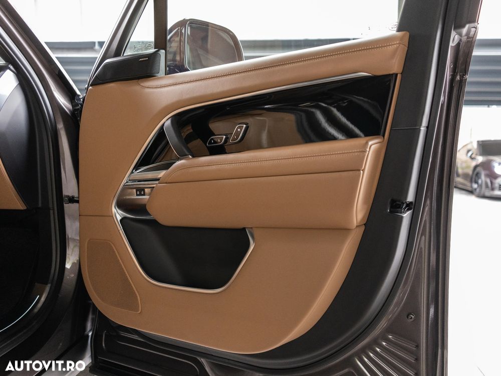 Land Rover Range Rover 3.0 I6 D300 MHEV HSE - 39