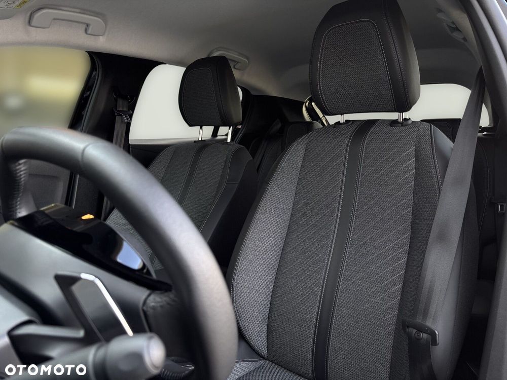 Peugeot 208 1.2 PureTech Allure S&S EAT8 - 31