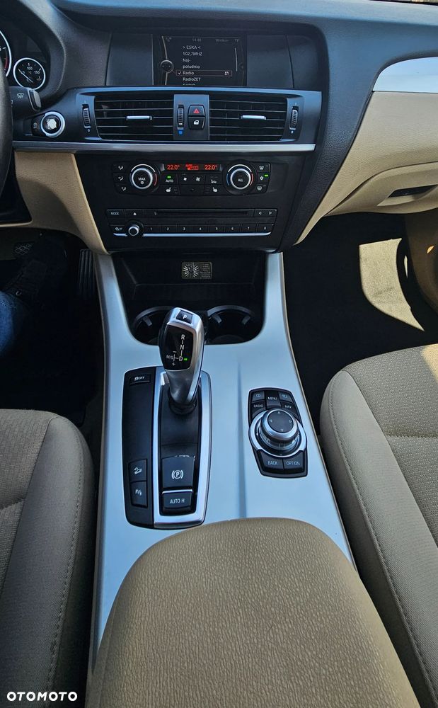BMW X3 xDrive20d - 16