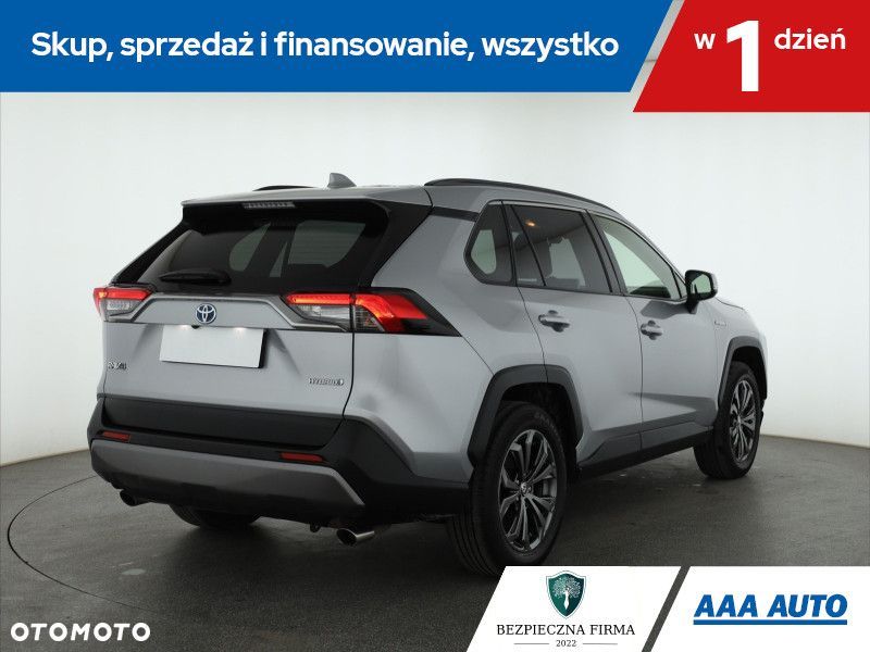 Toyota RAV4 - 7