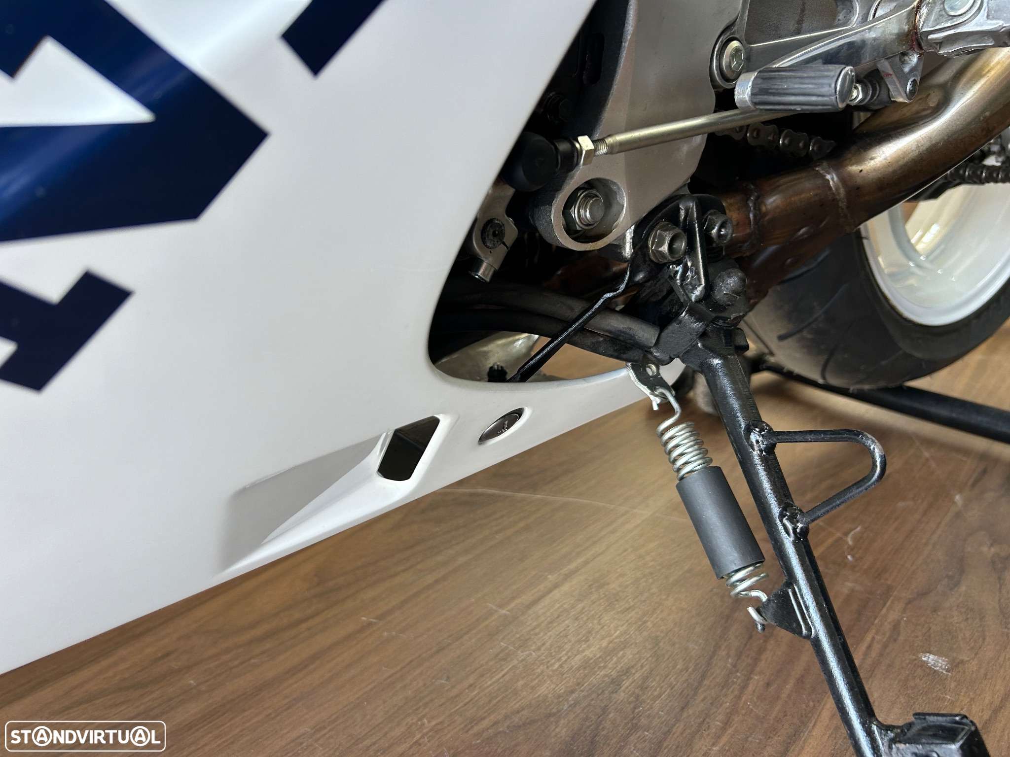 Honda VFR 400 Nc30 - 16
