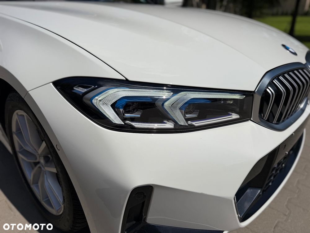 BMW Seria 3 320i M Sport - 31
