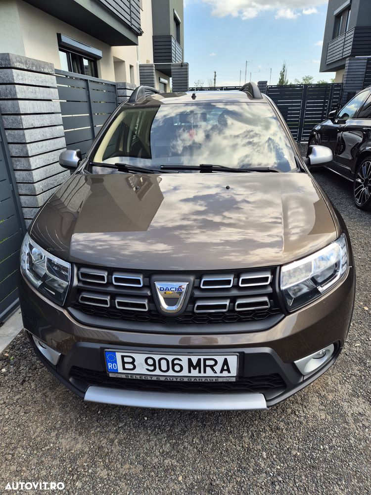 Dacia Sandero Stepway ECO-G 100 MT6 Comfort - 1