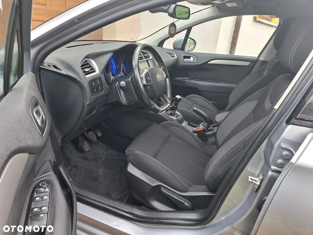 Citroën C4 PureTech 110 Selection - 6