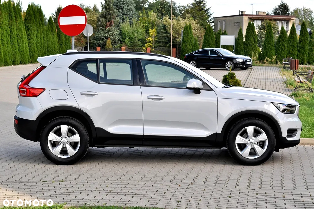 Volvo XC 40 T2 Momentum Pro - 7