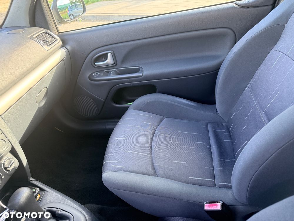 Renault Clio 1.4i RT 16V - 20