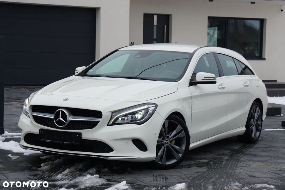 Mercedes-Benz CLA 180 7G-DCT UrbanStyle Edition - 9